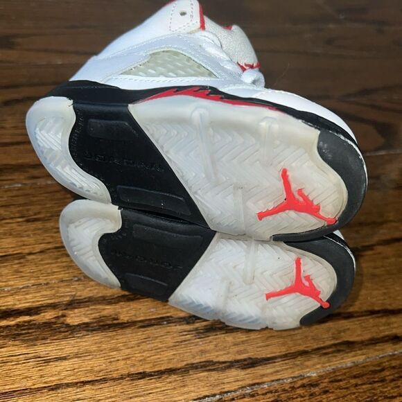 JORDAN 5 RETRO FIRE RED SILVER TONGUE 5C - Picture 5 of 5